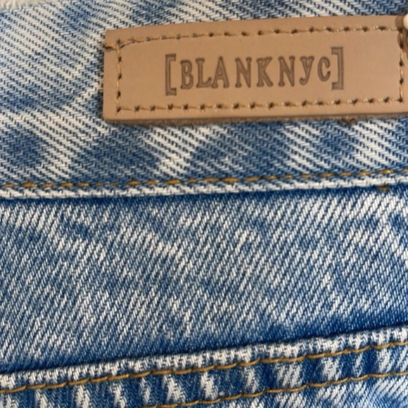 BLANKNYC Women's The Bleeker Ultra High Rise Jean with Western Buckle Detail 31 - Picture 8 of 11